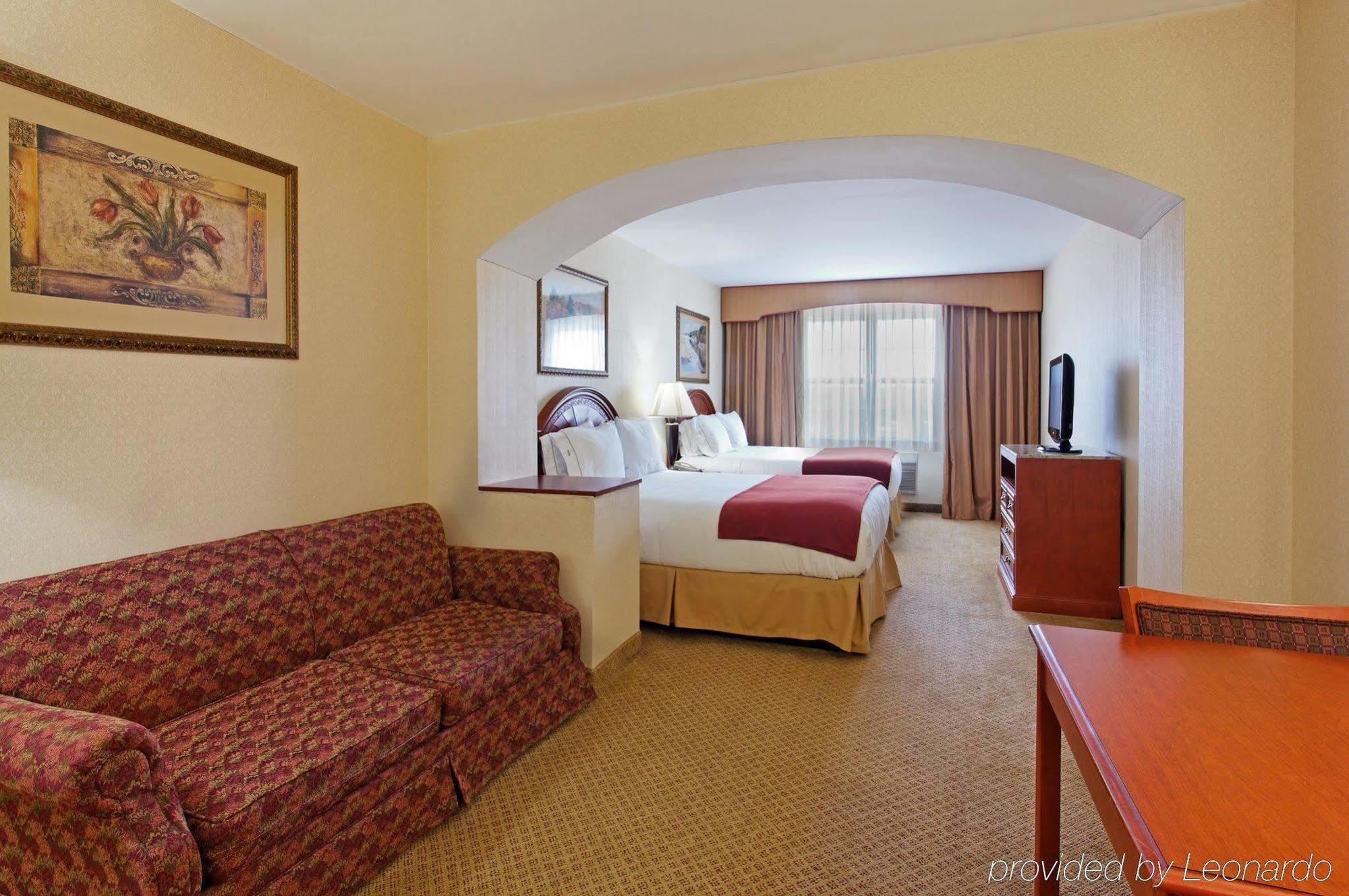 Holiday Inn Express Mystic, An Ihg Hotel Rom bilde